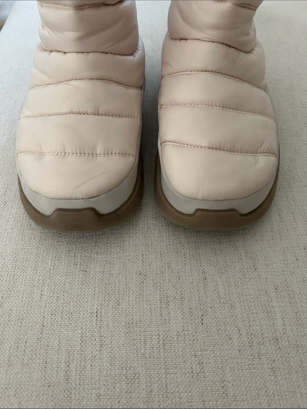 Lacoste Women's Serve Slipper Mid Bootie OFF WHT/LT BRW, size 8, NWT No box - Picture 9 of 12